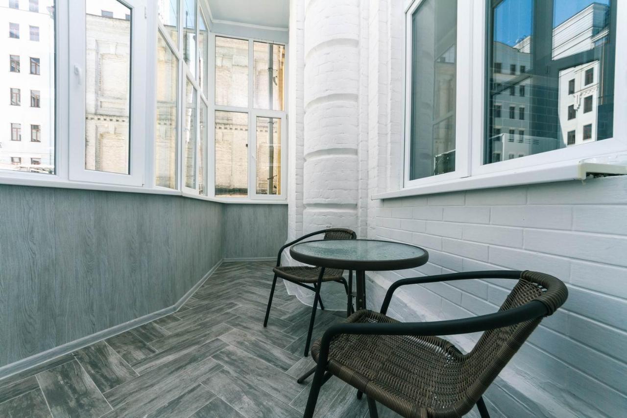Luxury Beatiful Apartment On Pyshkinska Street Kiew Exterior foto